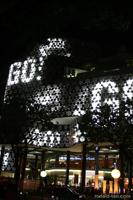 Iluma @ Bugis Light Up