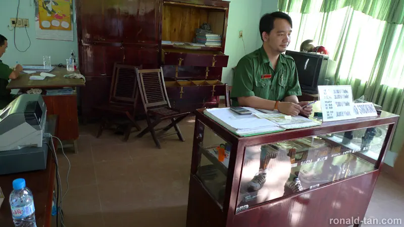 1 Day Cao Dai Temple & Cu Chi Tunnels Tour