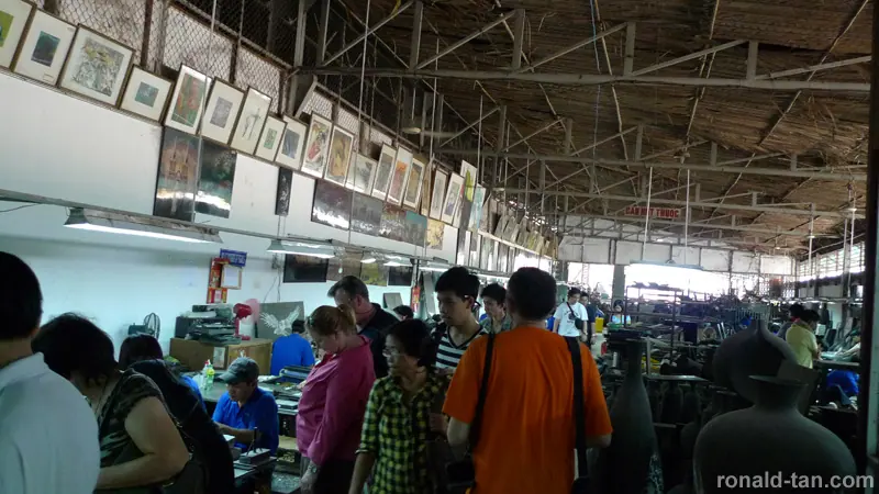 1 Day Cao Dai Temple & Cu Chi Tunnels Tour