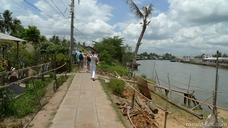 1 Day Cai Be & Vinh Long via the Mekong Delta Tour