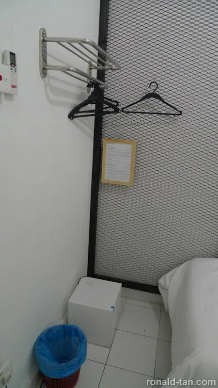 P1030836